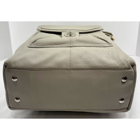 Coach Legacy Tote #19264 Leather Chalk Ivory Pocket Shoulder Bag EUC - Picture 5 of 16